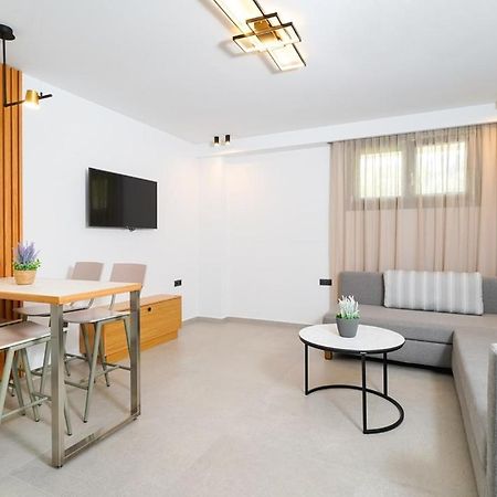 Olia Thassos - Luxury Apartments المظهر الخارجي الصورة
