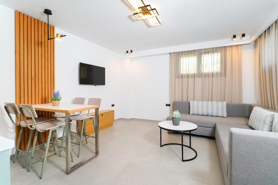 Olia Thassos - Luxury Apartments المظهر الخارجي الصورة